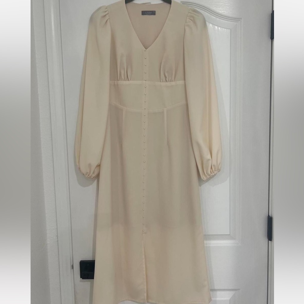 Lichi Cream Long Sleeve Dress - Picture 2 of 3